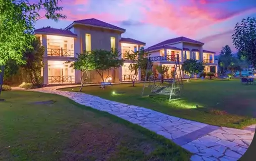 Experience premium luxury hotels and resorts in Jim Corbett with Vyaghra Vipinam Venture.
