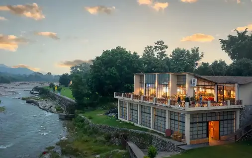Enjoy luxury riverside hotels and resorts in Jim Corbett with Vyaghra Vipinam Venture.