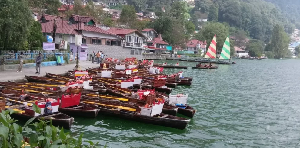 Jim Corbett Nainital tour package with safari and hill station.